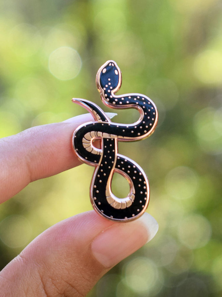 Alilang Crystal Black Enamel Snake Pin Brooch – Slithering Rattle Snake Lapel Pin